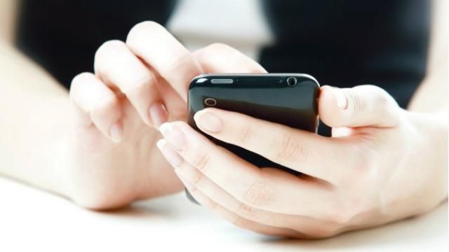 Казахстанцы начали получать SMS с предупреждением: многие рискуют потерять важный статус