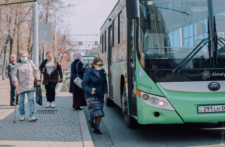 Цена поездки в автобусе может вырасти до 500 тенге в Казахстане: названа причина