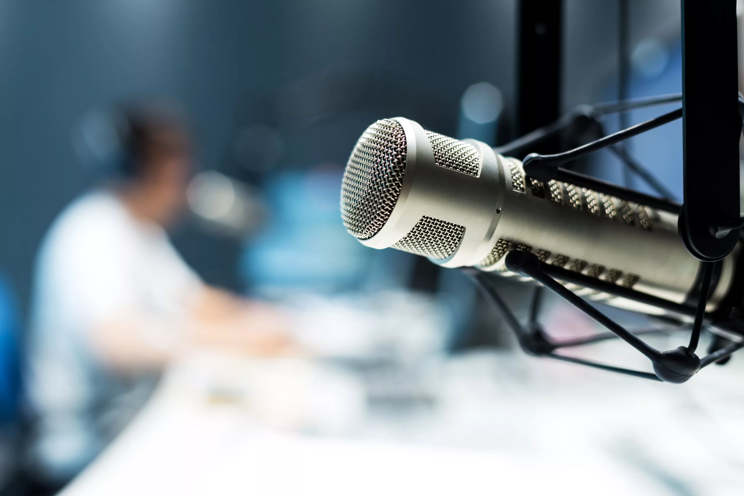 Казахстанец проник в студию «Питер FM» с хомутами, угрожая безопасности сотрудников