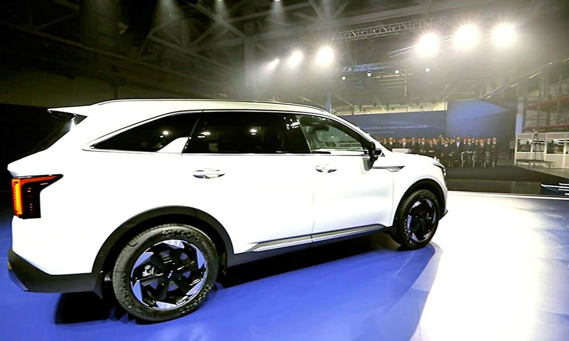 Токаев открыл новый автомобильный завод KIA Qazaqstan в Костанайской области