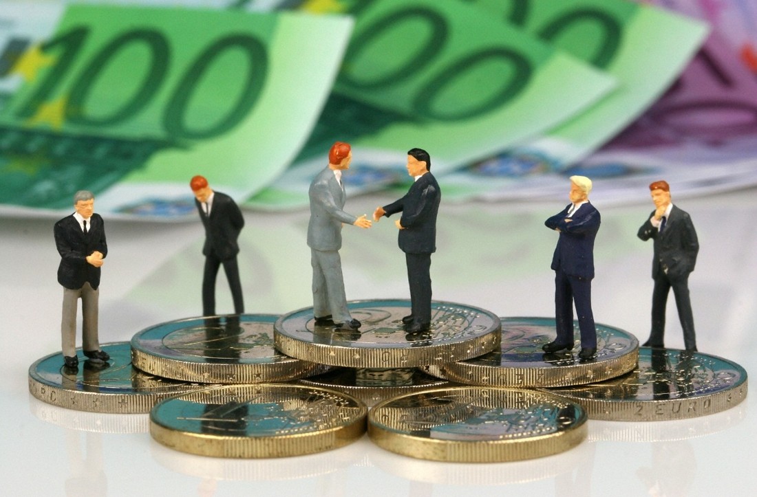 Кто получает иностранное финансирование в Казахстане: полный список