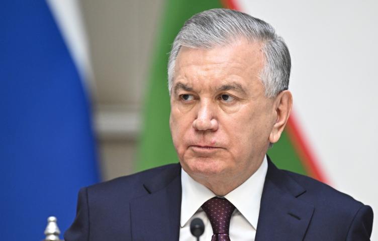 Президент Узбекистана объявил масштабное помилование