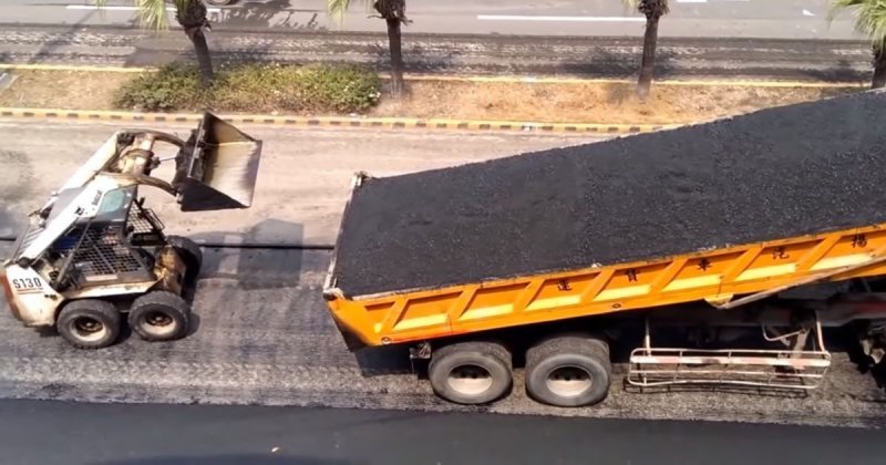 В Пекине уложили 8000 асфальта за 6 часов (видео)