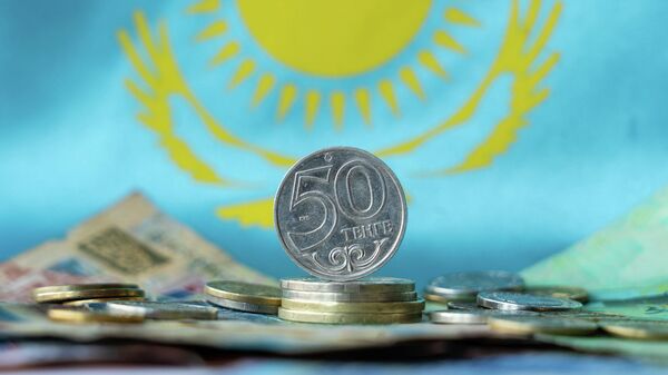 Высокая инфляция и обесценивание тенге на несколько лет: чего ждать казахстанцам до 2028 года