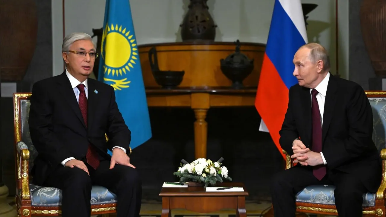 Токаев осудил попытку атаки на резиденцию Путина во время телефонного разговора с российским лидером