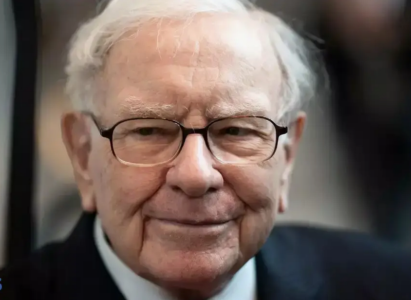Конец эпохи: Уоррен Баффетт уходит с поста главы Berkshire Hathaway