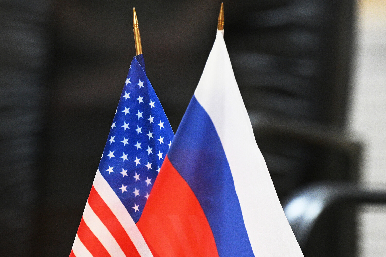 Власти США призвали своих граждан срочно покинуть Россию