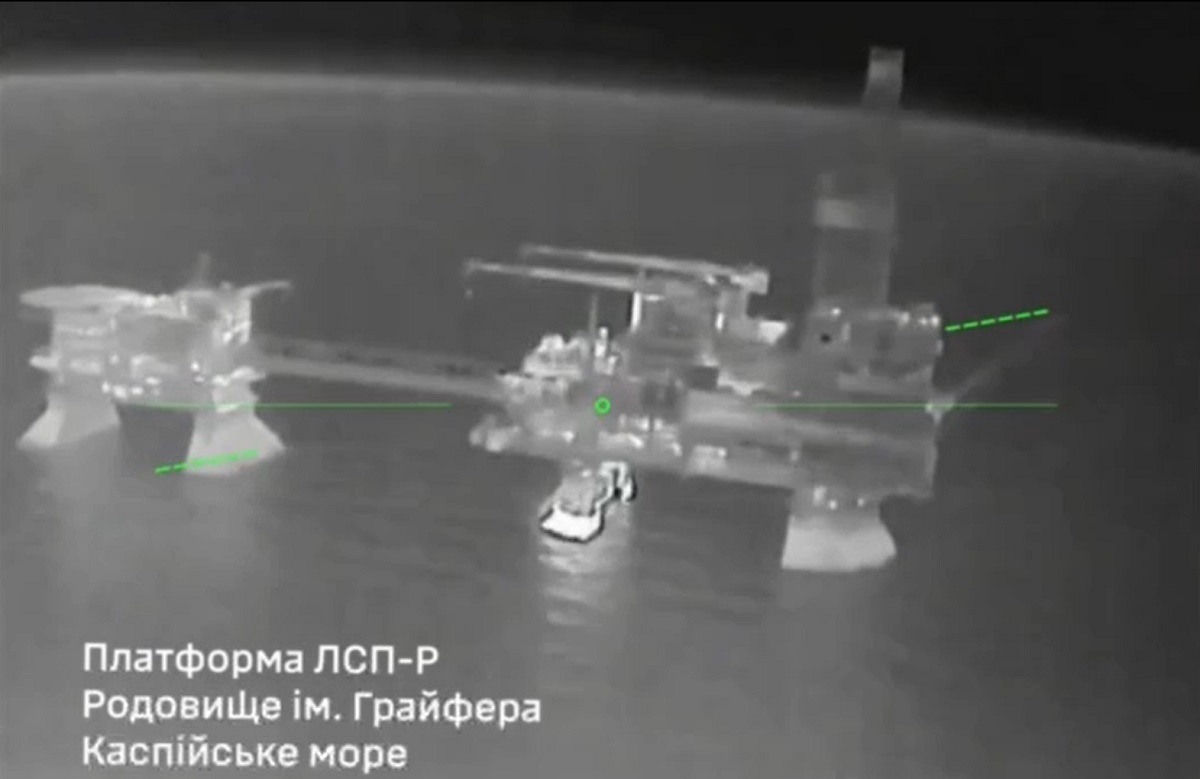 Генштаб ВСУ заявил об ударах по буровым установкам в Каспийском море