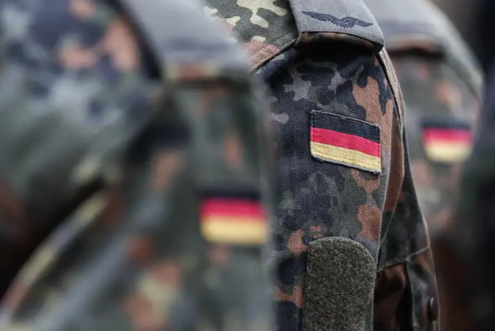 Германия и две страны НАТО направляют военных в Гренландию