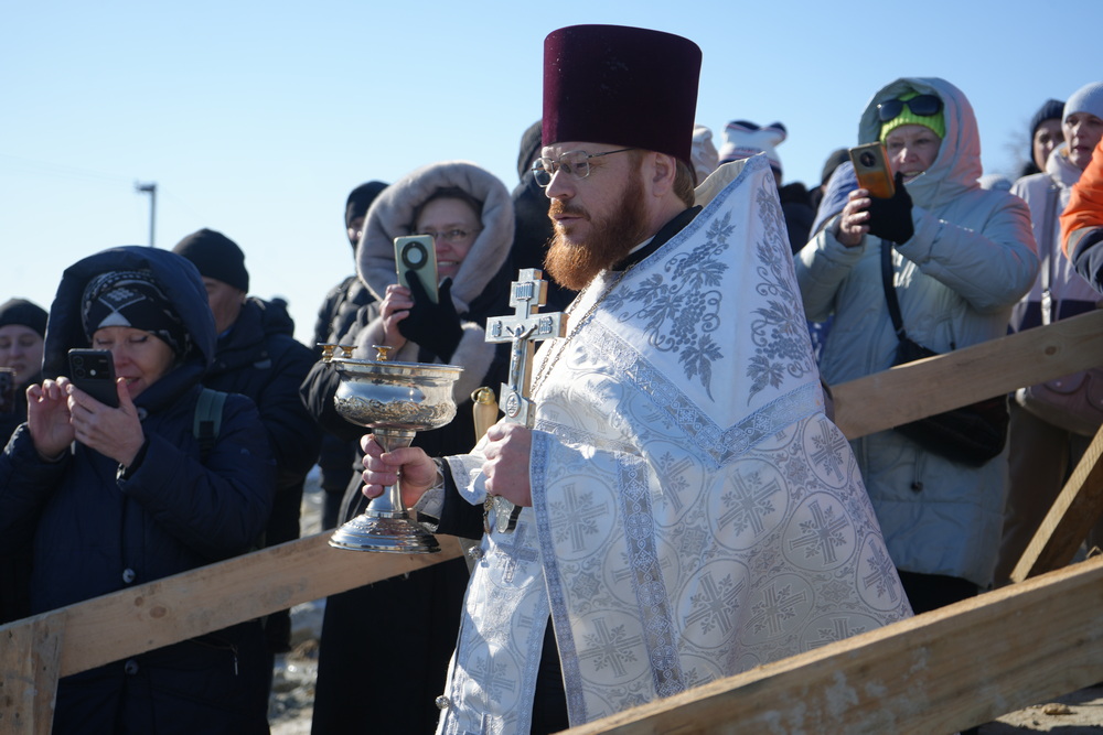 Мороз не помеха: как в Актау прошли Крещенские купания