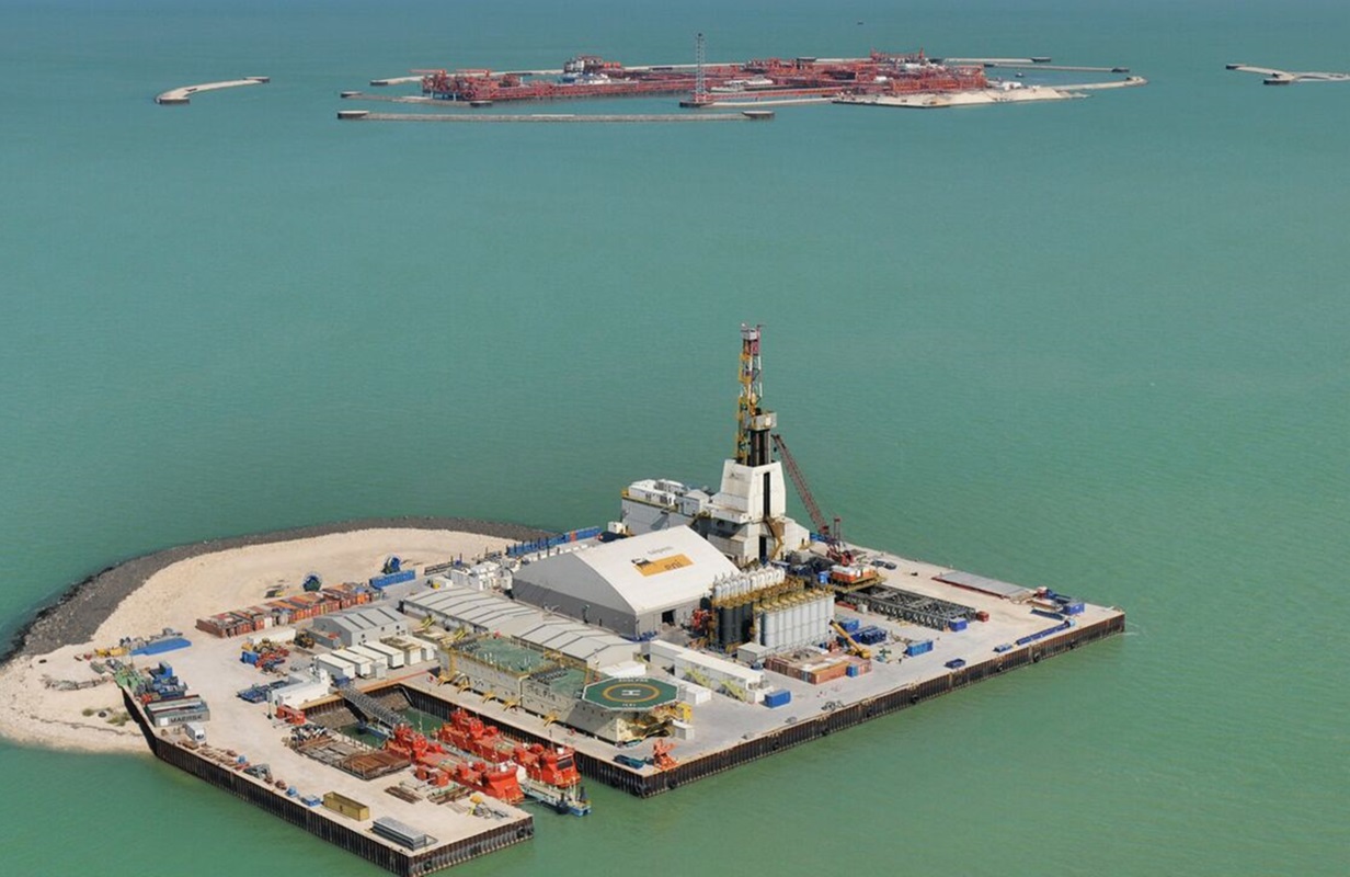 Нефтяные гиганты годами игнорировали экологические риски на Каспии - СМИ