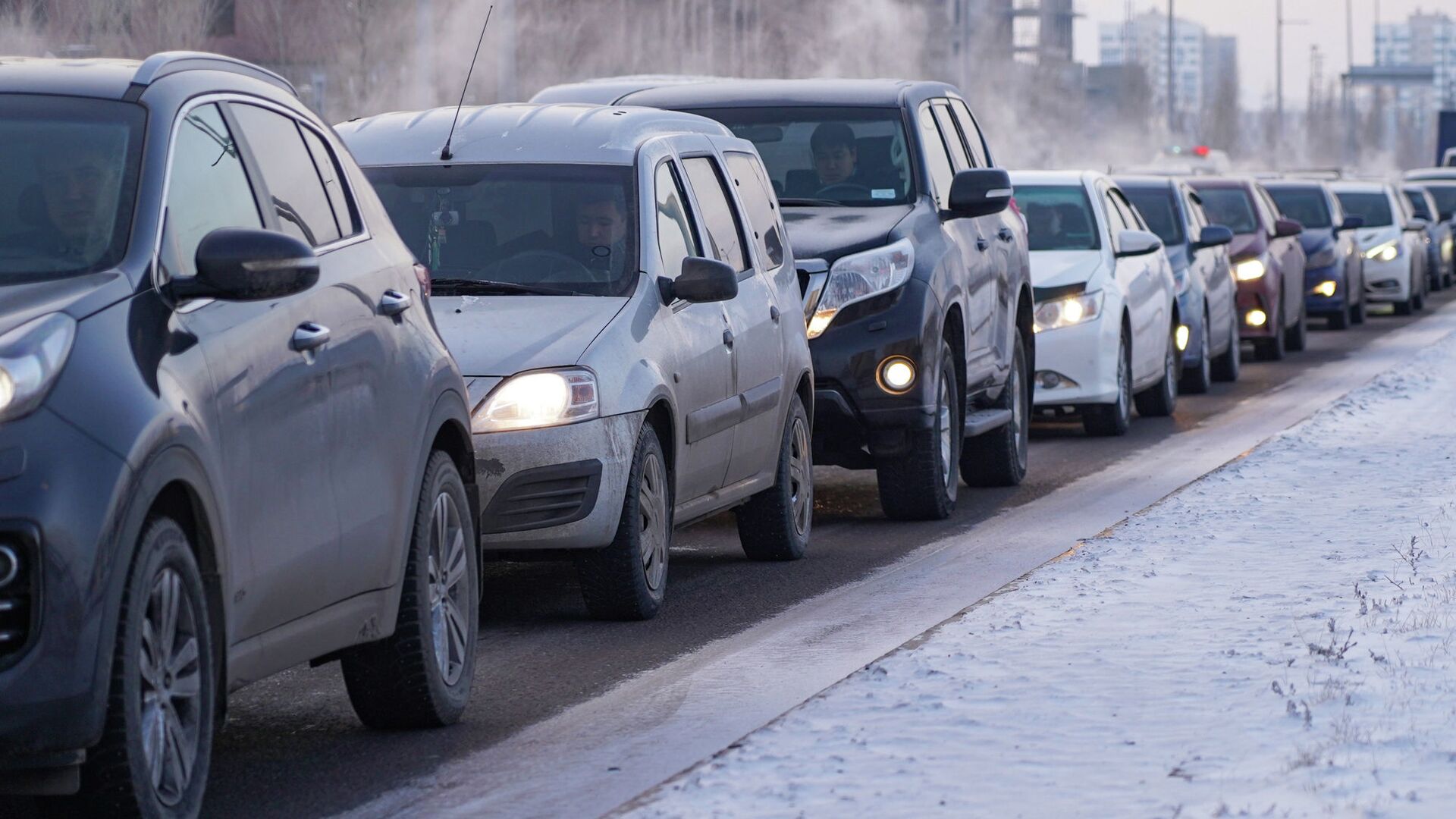 В Казахстане подсчитали автомобили: каждый четвертый житель за рулем