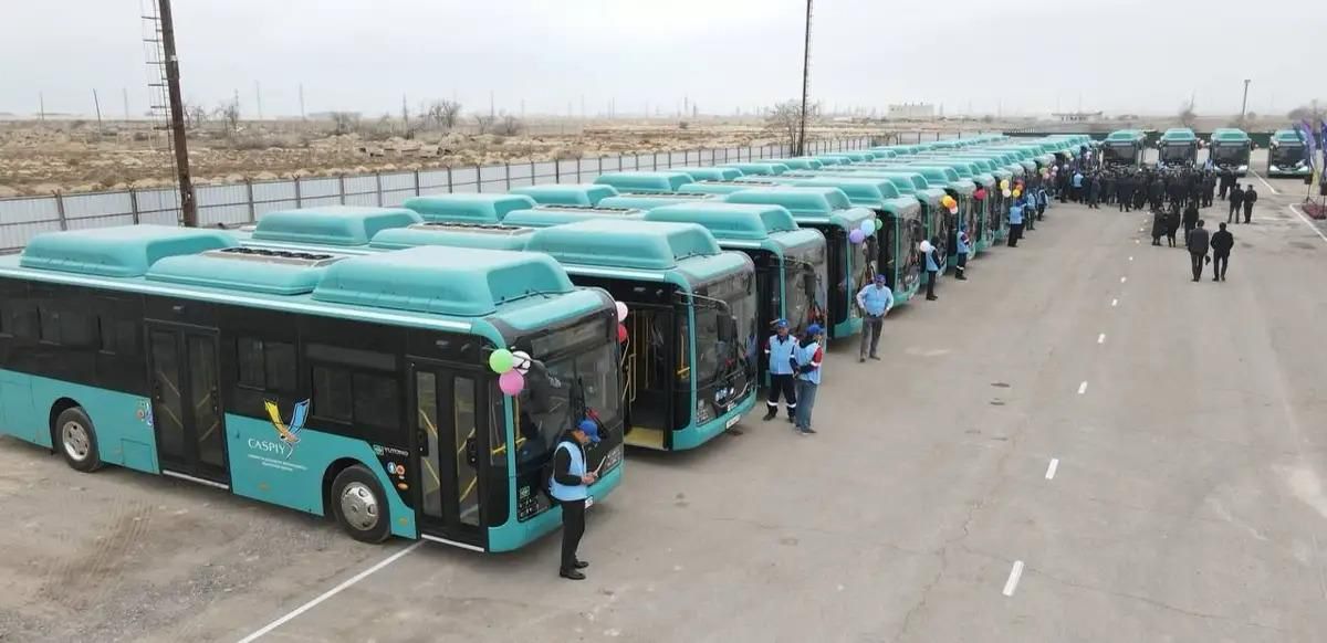 Жители Мангистау будут ездить в автобусах бесплатно в праздничные дни