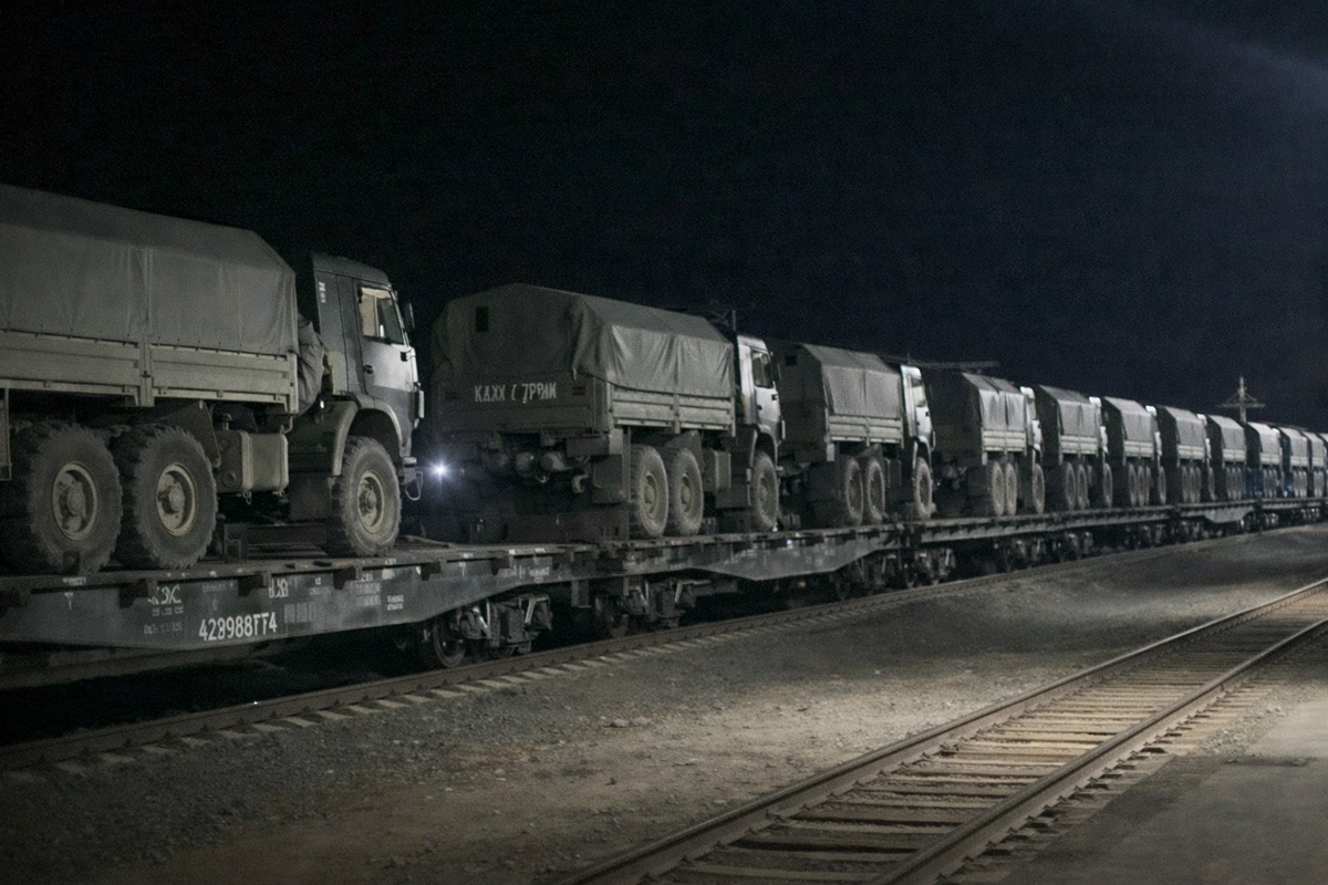Военная техника в Мангистау: Минобороны прокомментировало видео
