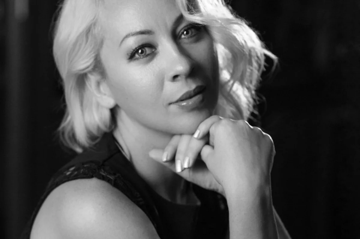 Актриса сериала «СашаТаня» погибла в ДТП вместе с дочерью