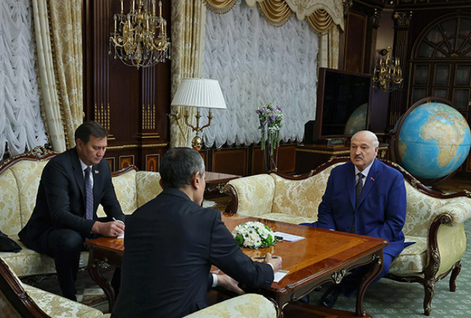 Лукашенко признал исторический долг Беларуси перед Узбекистаном и открыл двери мигрантам