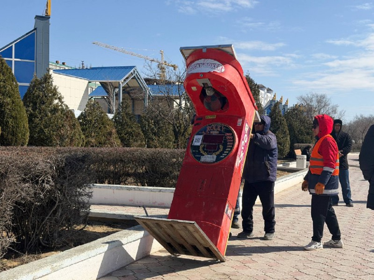 В Актау демонтированы незаконно установленные силомеры