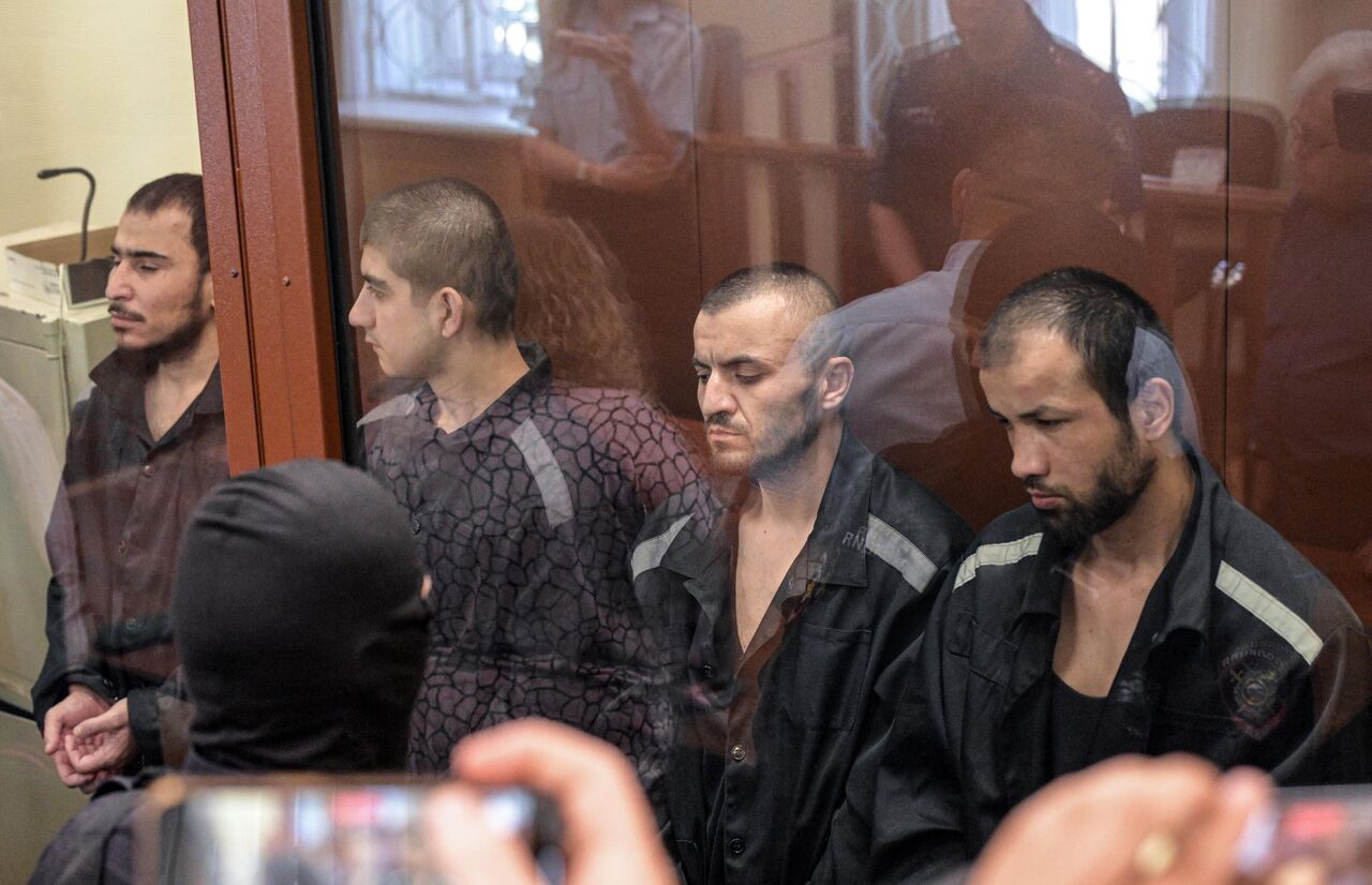Фигурантов дела о теракте в "Крокусе" приговорили к пожизненным срокам