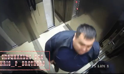 В Казахстане жители одного из ЖК обвинили курьера доставки «Яндекс» в шокирующем поступке (видео)