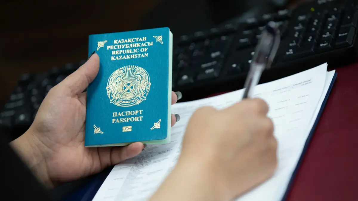 Правила выхода на пенсию в Казахстане: стаж и порядок оформления