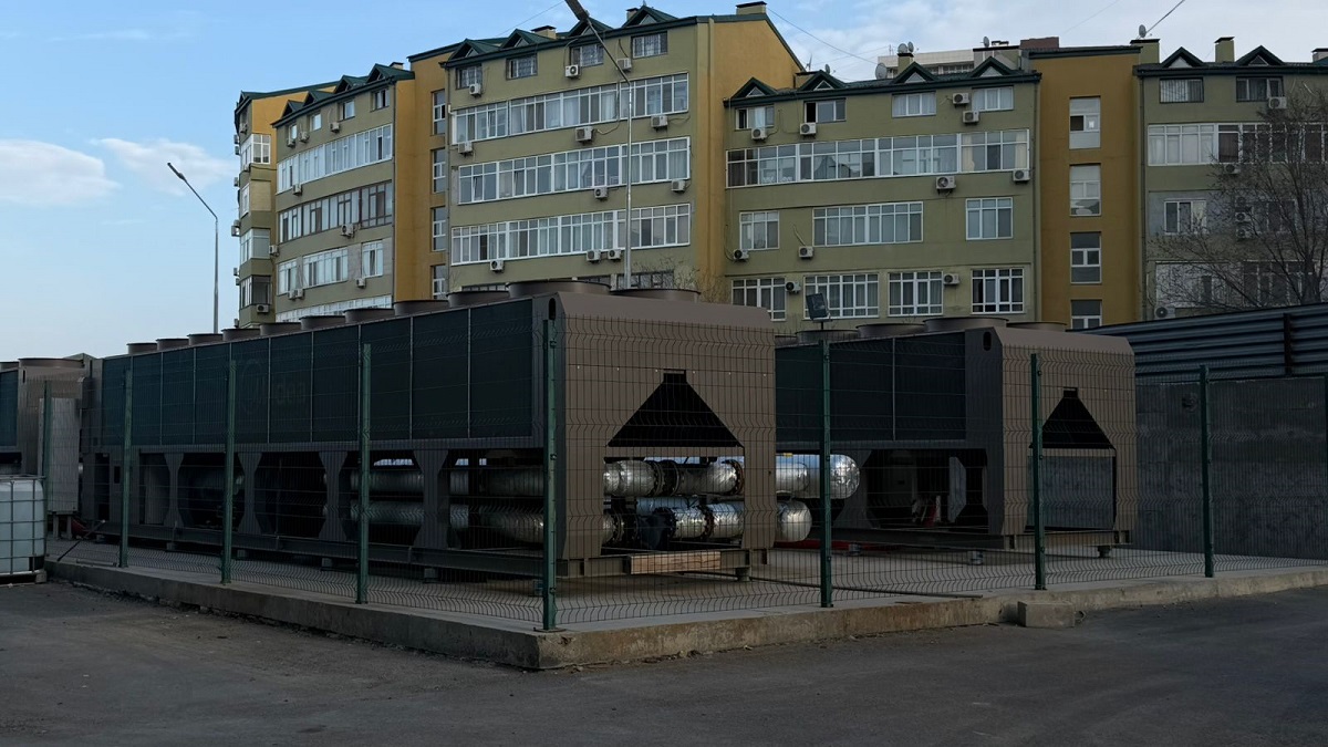 Жители Актау вновь бьют тревогу: шум чиллеров в торговом центре не даёт покоя