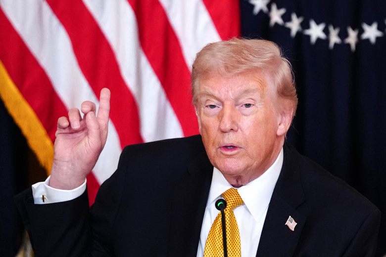 «Глупые люди»: Трамп решил забрать нефть у Ирана