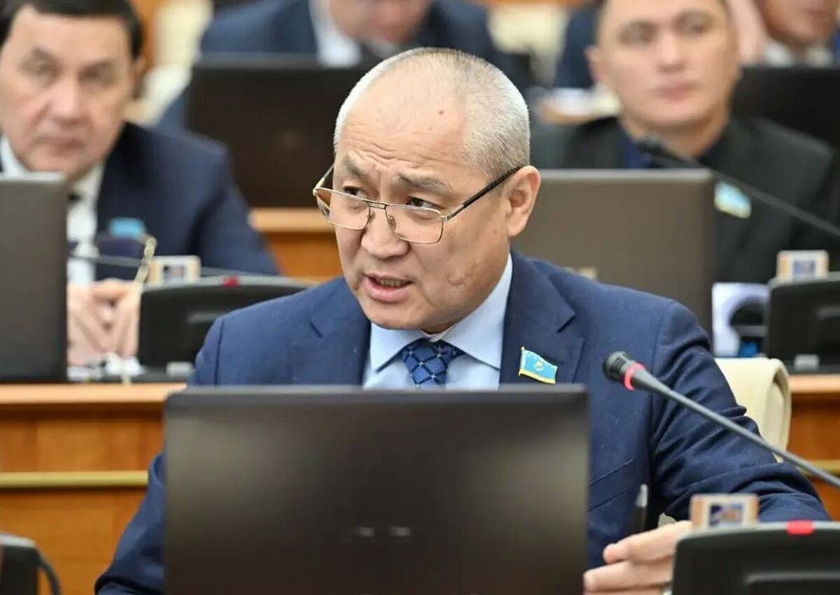 Суд вынес решение по гражданскому иску против депутата Мажилиса Едиля Жанбыршина «о кукарекании»