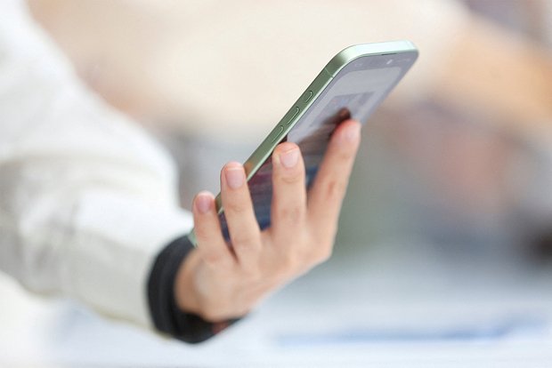 В сети нашли iPhone с алкотестером