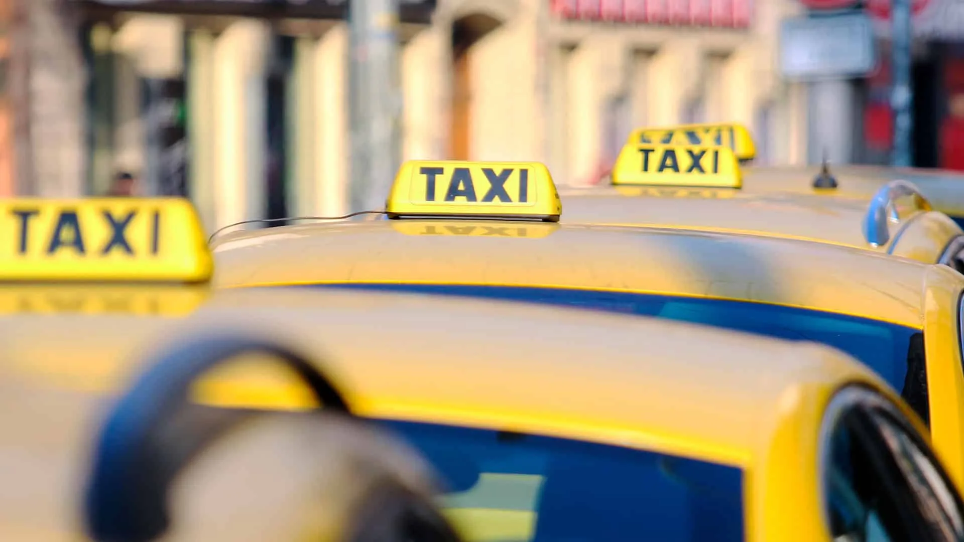 Почему казахстанцы никогда не увидят Kaspi Taxi: озвучена цена, пугающая даже миллиардеров