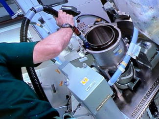 Космический туалет за 23 млн долларов сломался на Orion во время миссии к Луне