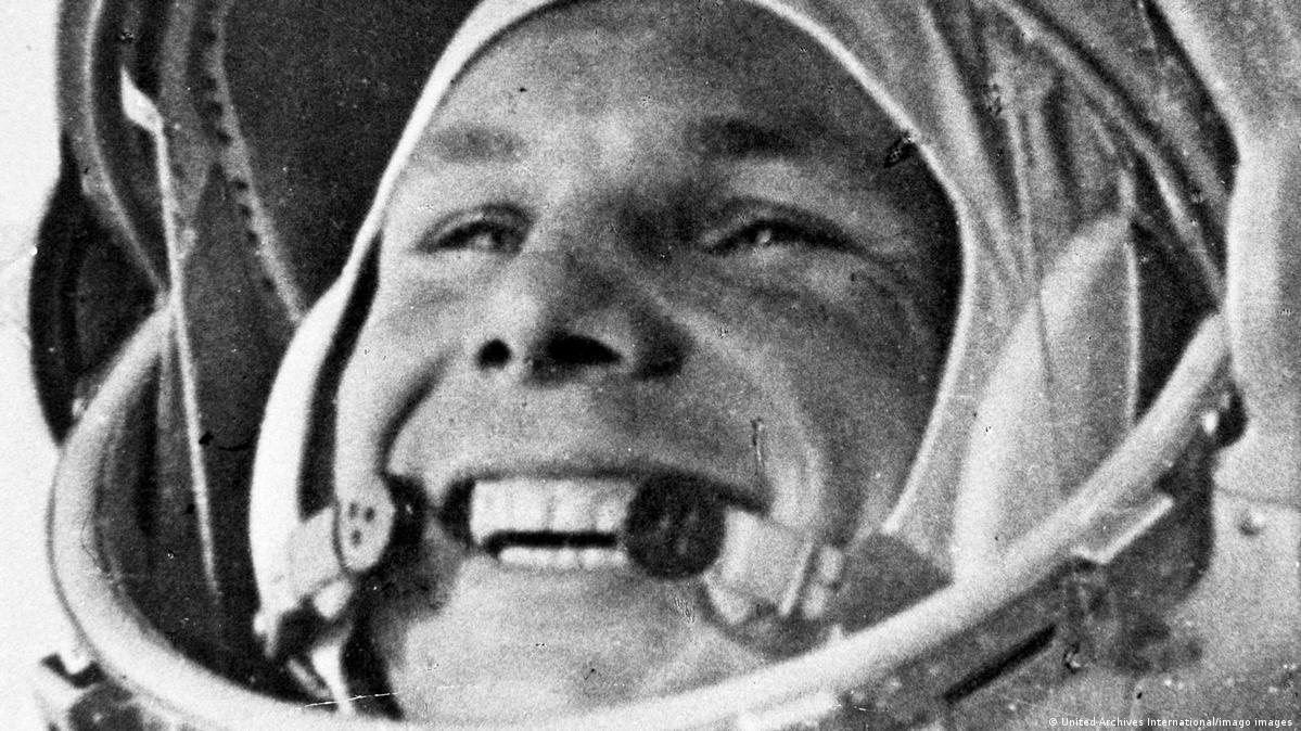 12 апреля — День космонавтики: 65 лет со дня первого полета человека в космос