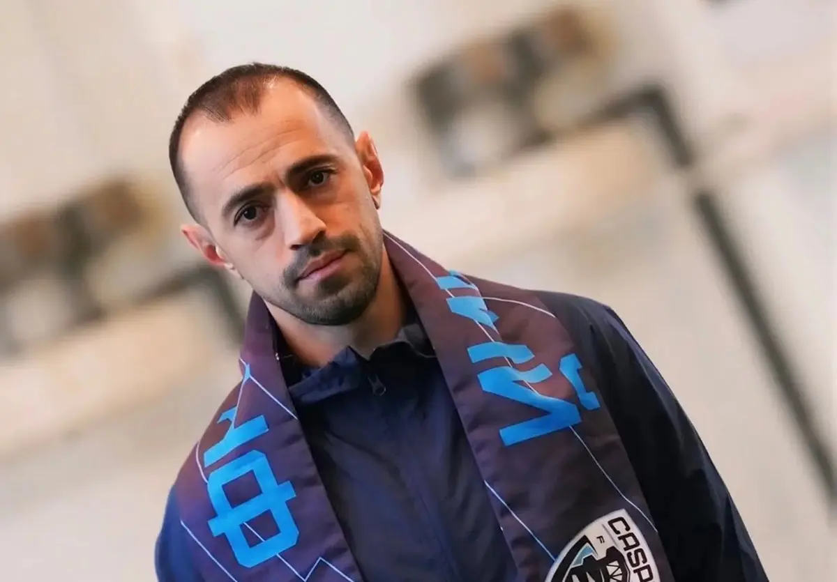 Футбольный клуб «Каспий» лишился главного тренера