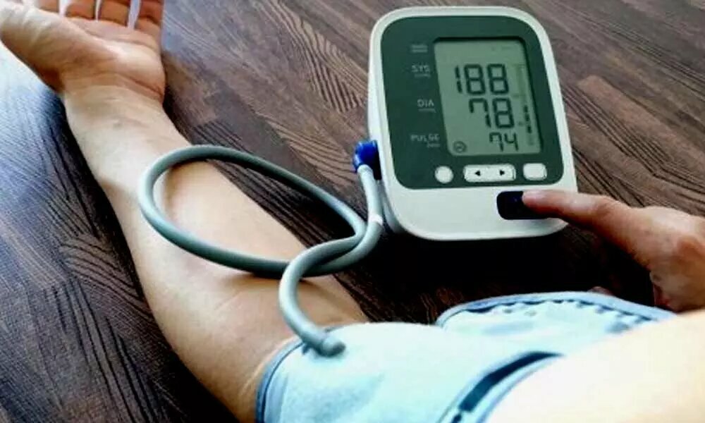 Людей с высоким кровяным давлением призвали сдать один анализ