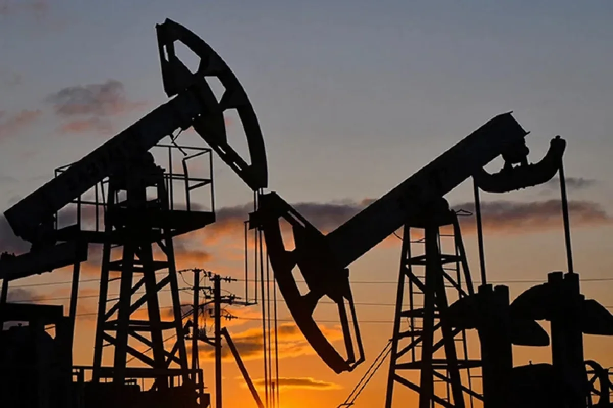 Цена нефти Brent превысила 120 долларов за баррель впервые с июня 2022 года