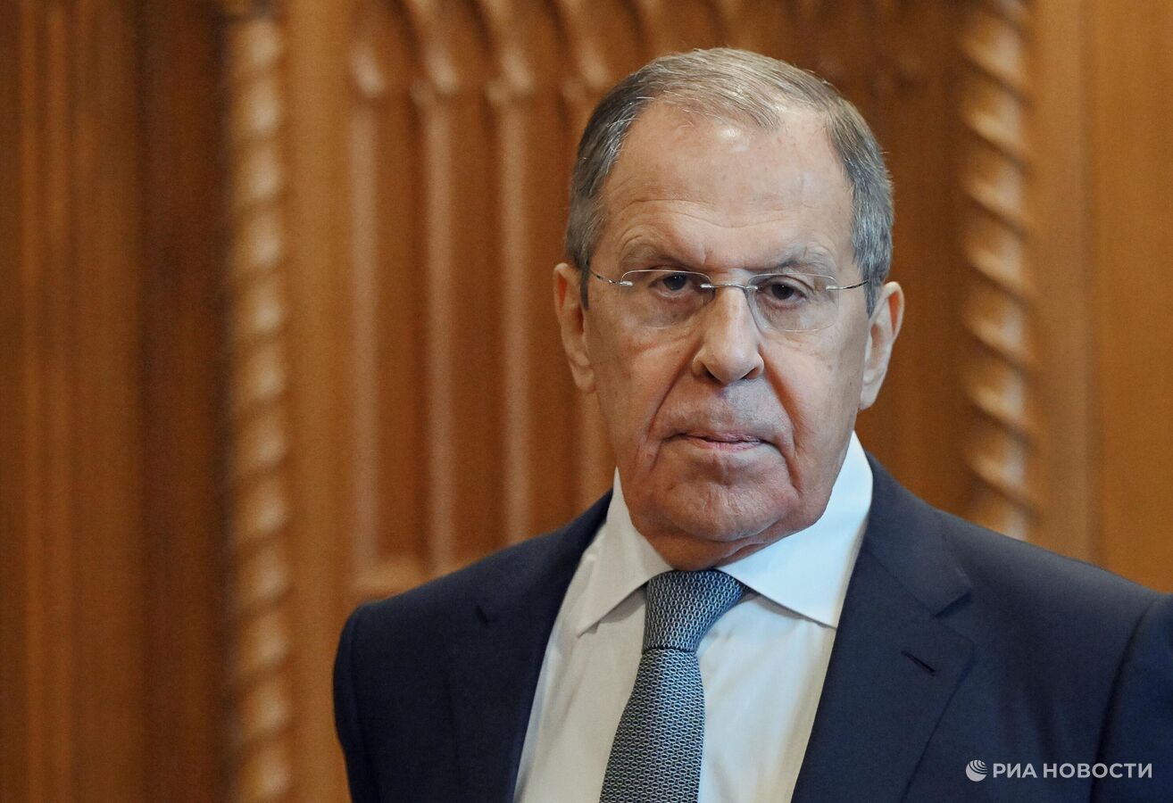 Лавров прибыл в Казахстан: на столе переговоров — стратегическое партнерство