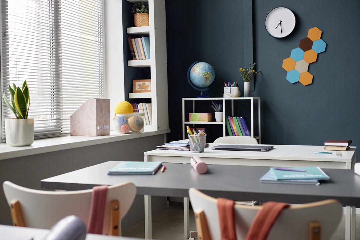 фото с сайта https://app.envato.com/