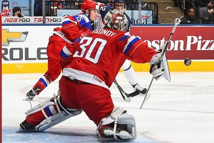 Сборная России проиграла команде США в полуфинале молодежного ЧМ по хоккею