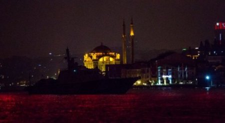 Новое видео расстрела посетителей клуба в Стамбуле появилось в Сети