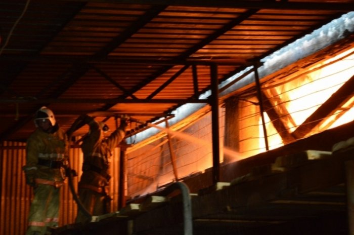 ДЧС Мангистау: Пожар на рынке «Масат» стал самым крупным в регионе за последние 12 месяцев