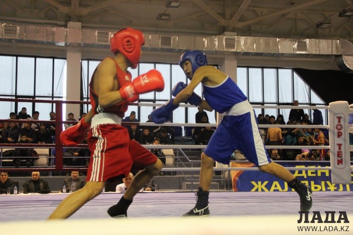 Нурбек Орысбай завоевал золотую медаль на чемпионате Казахстана по боксу
