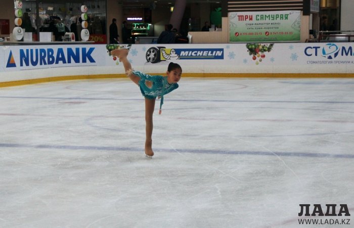 Юные фигуристки Актау завоевали  семь медалей на первенстве Актюбинской области