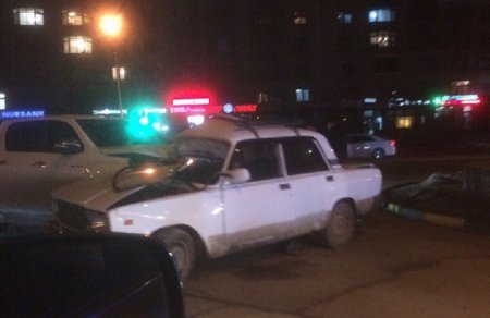 На дороге между 12 и 13 микрорайонами Актау столкнулись два автомобиля