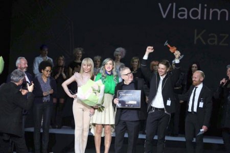 Казахстанский стилист победил на мировом конкурсе парикмахеров в Париже