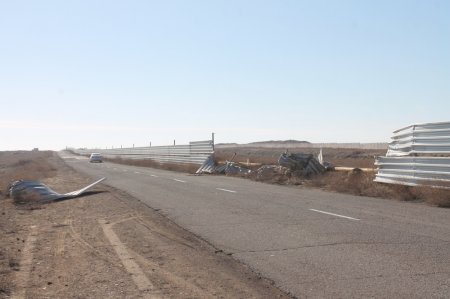 В Актау пьяный водитель внедорожника врезался в ограждение водозаборного канала ТОО «МАЭК-Казатомпром»