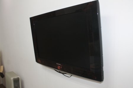 В Актау обокрали студию декора и флористики