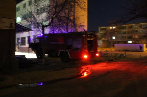 Горящий матрас стал причиной короткого замыкания и паники жильцов дома в Актау