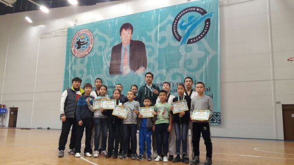 На республиканском турнире по таеквондо актаусцы завоевали весь комплект медалей