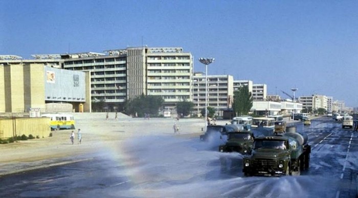 В ТОО «Кала жолдары» рассказали о поливе центральных дорог Актау