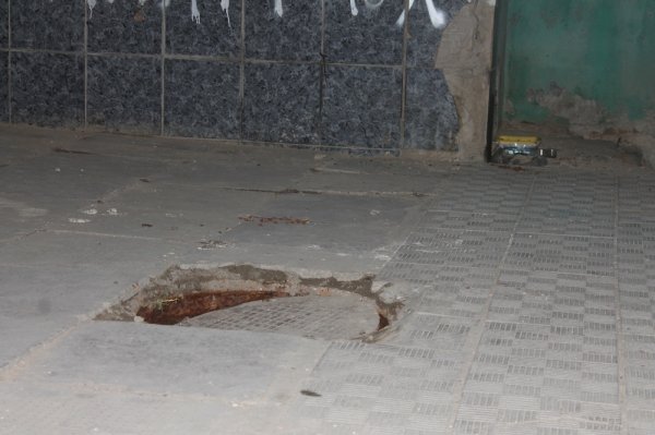 На замену поврежденных канализационных люков в Актау планируют потратить более миллиона тенге