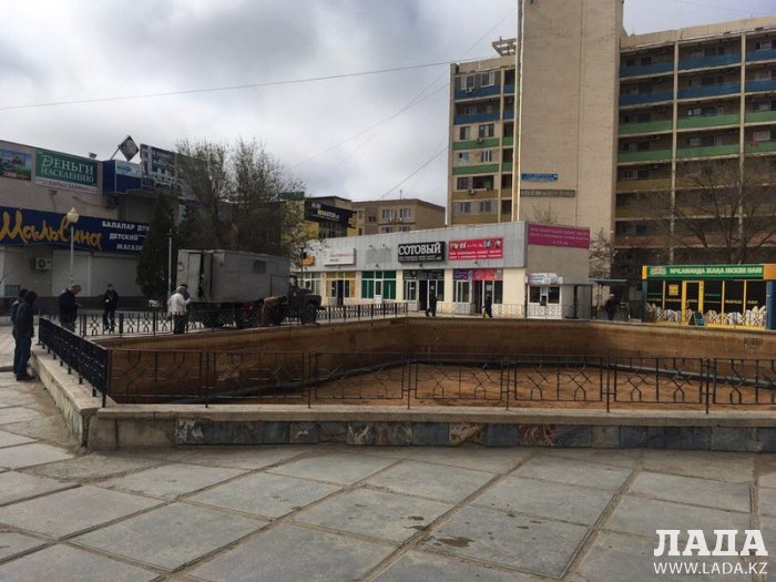Фонтан «Каравелла» в Актау пообещали запустить 1 мая